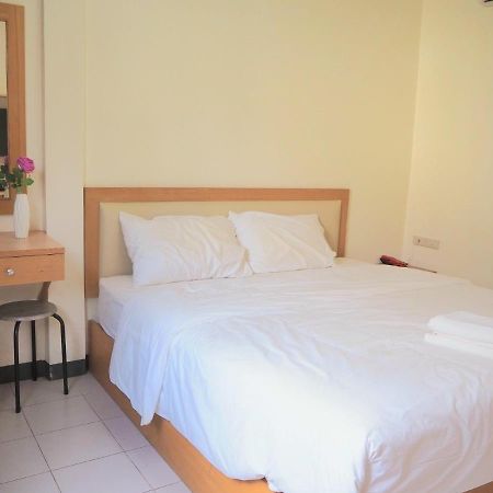 Nana Best Inn Hotel Makkasan Buitenkant foto