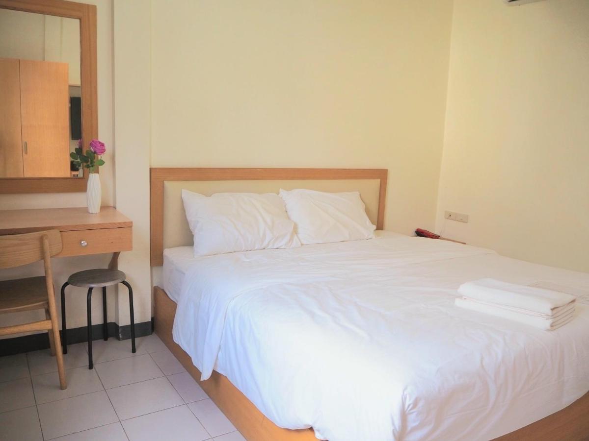 Nana Best Inn Hotel Makkasan Buitenkant foto