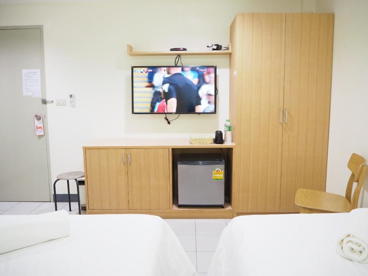Nana Best Inn Hotel Makkasan Buitenkant foto
