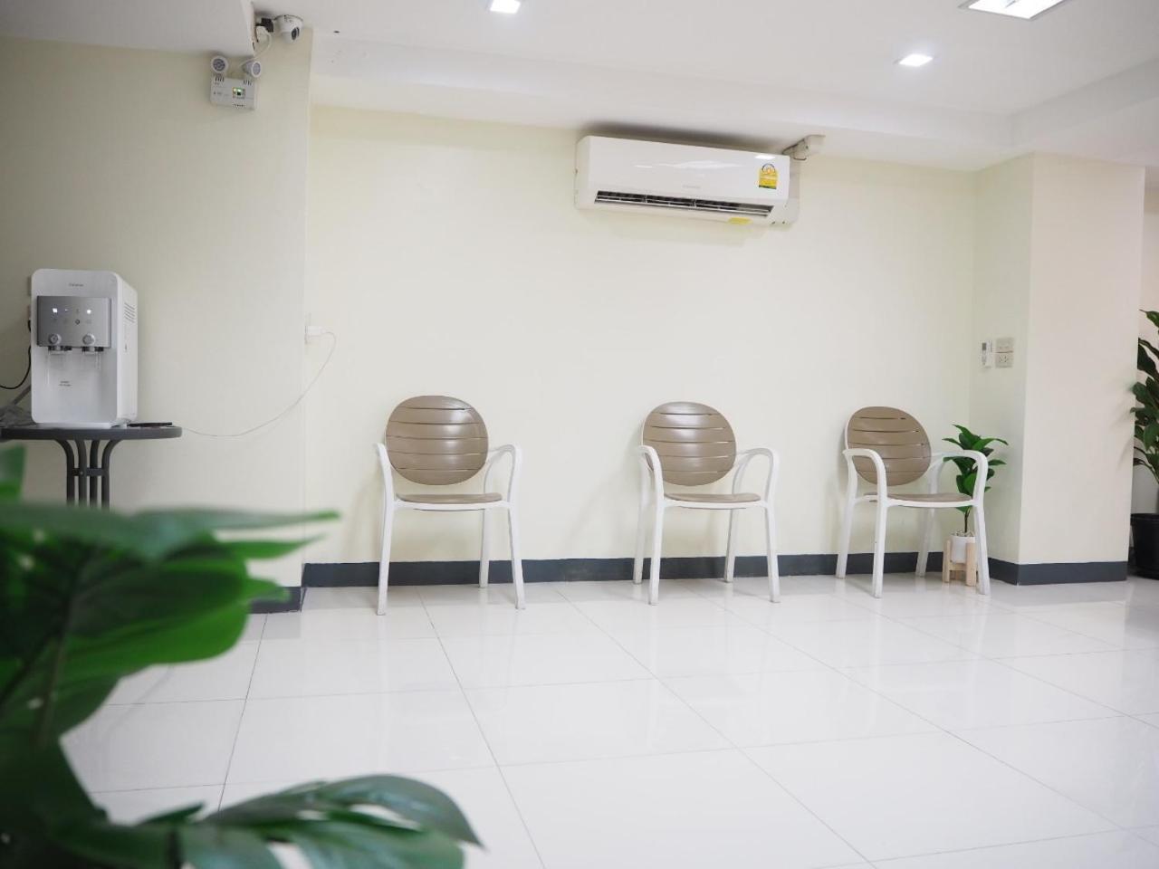 Nana Best Inn Hotel Makkasan Buitenkant foto