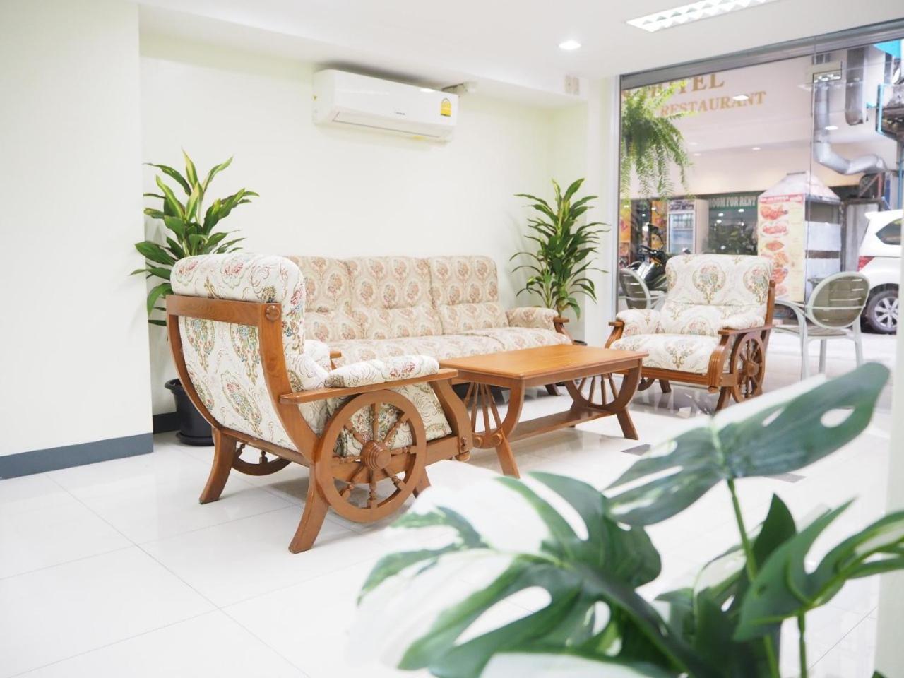 Nana Best Inn Hotel Makkasan Buitenkant foto
