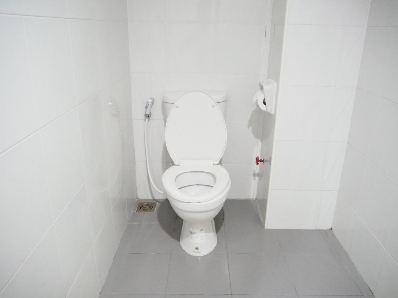 Nana Best Inn Hotel Makkasan Buitenkant foto